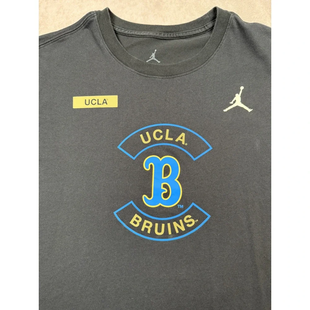 Jordan UCLA Bruins US Air Force Dri-FIT Black T-Shirt Men L Short Sleeve Flag